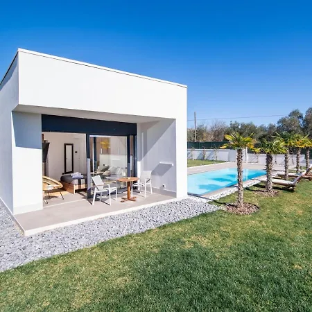 Villa Luxury In The Jungle