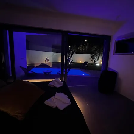 Luxury In The Jungle